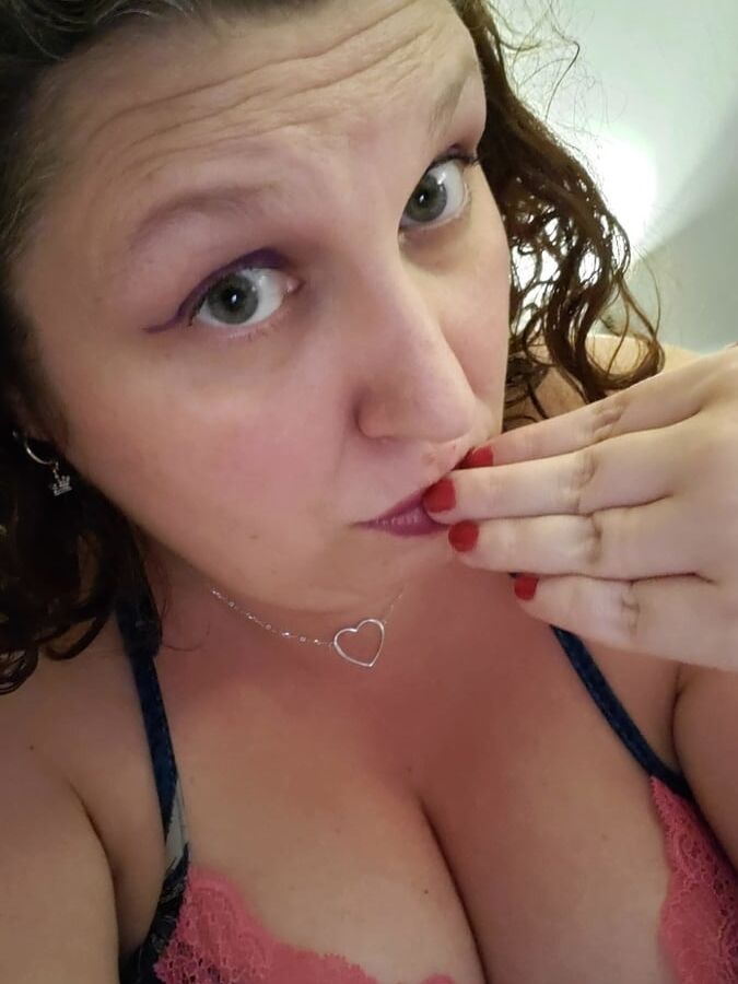Waiting up - Daddy&;s girl all prettied up and waiting