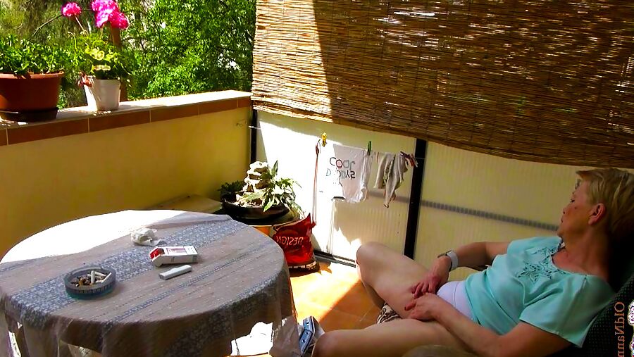 Old women outdoor