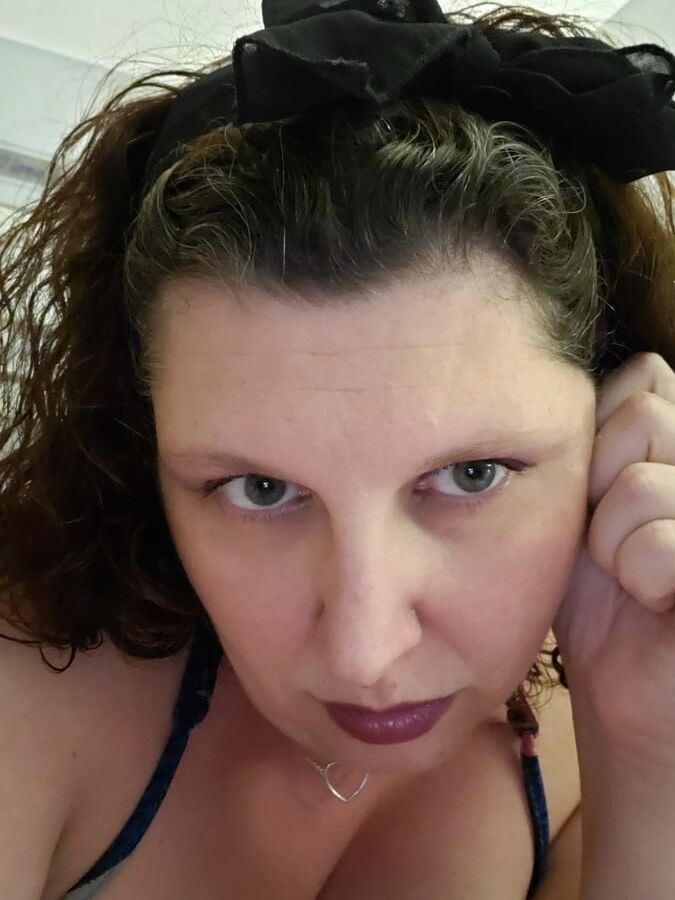 Waiting up - Daddy&;s girl all prettied up and waiting