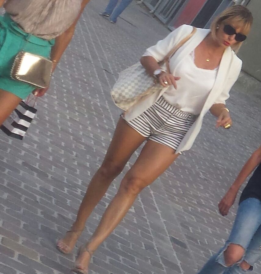 Hot sexy milf