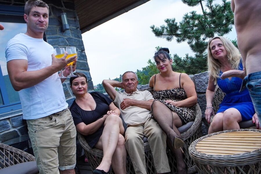 Welcome to our Bisex Neighborhood
