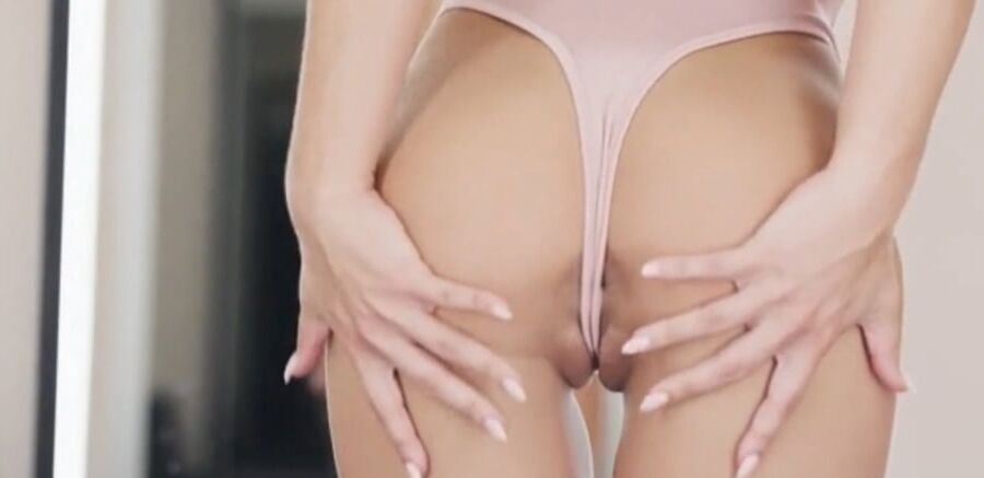 Slut pounds herself in both holes with two vibrators.