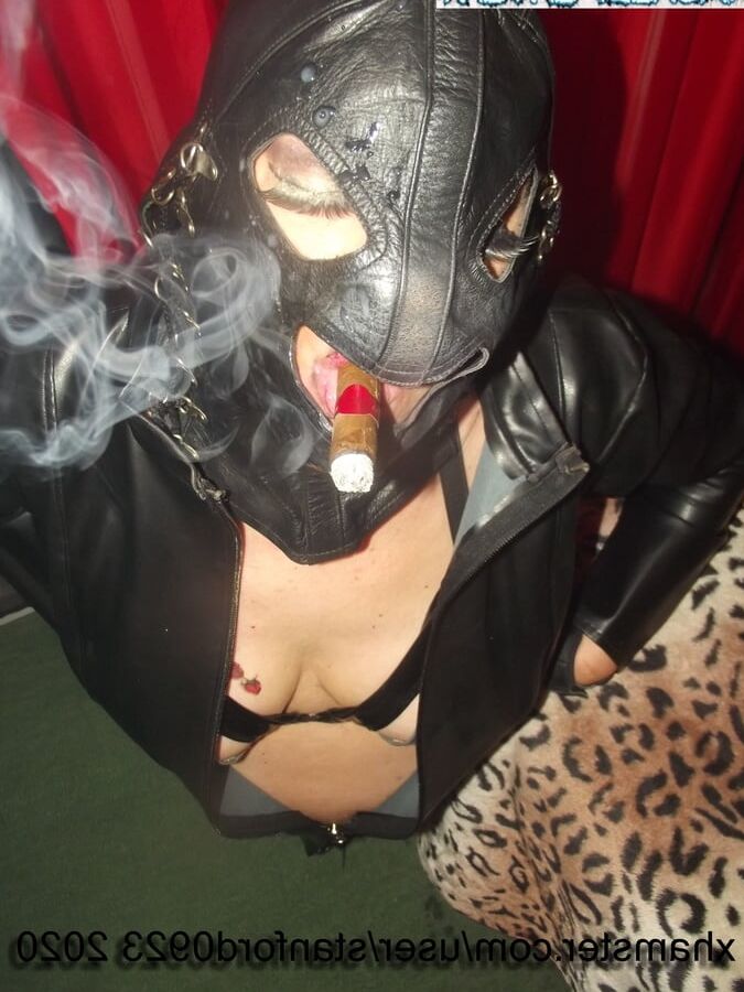 MASKED SLUT