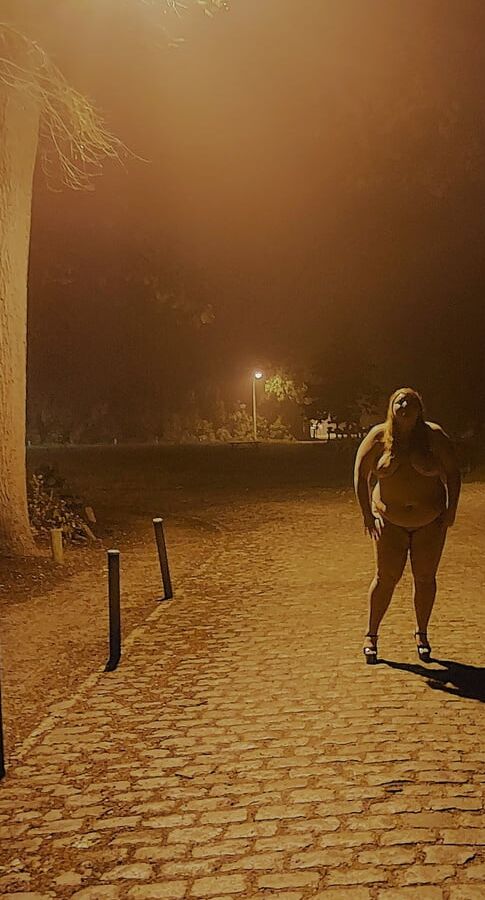 BBW Wife Miss Lizz went Outdoor