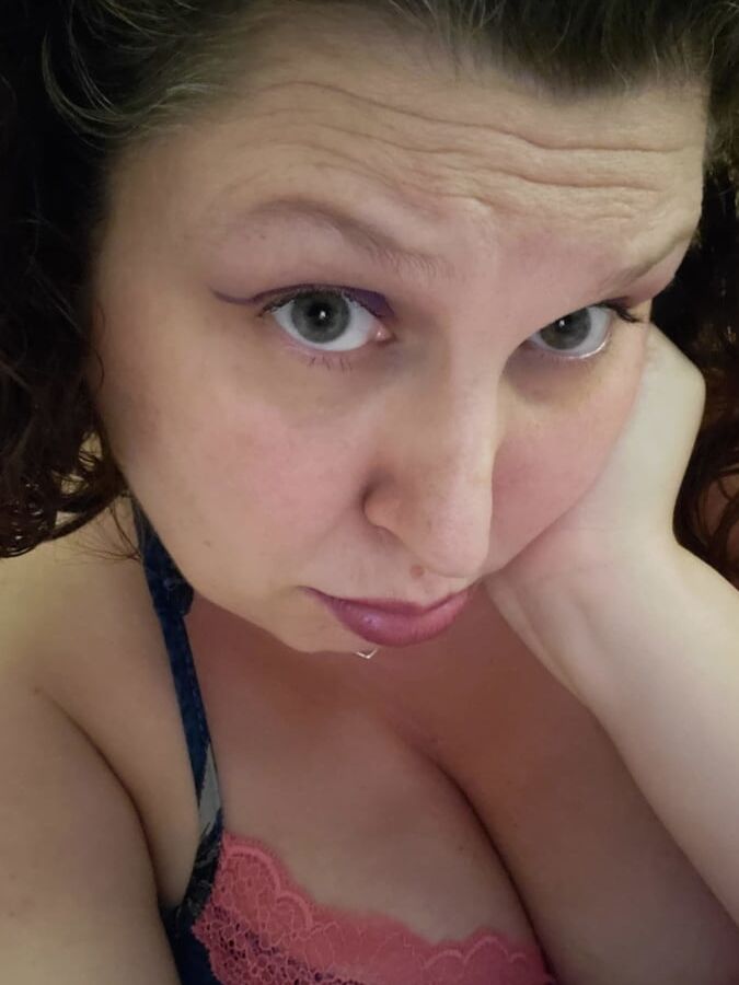 Waiting up - Daddy&;s girl all prettied up and waiting