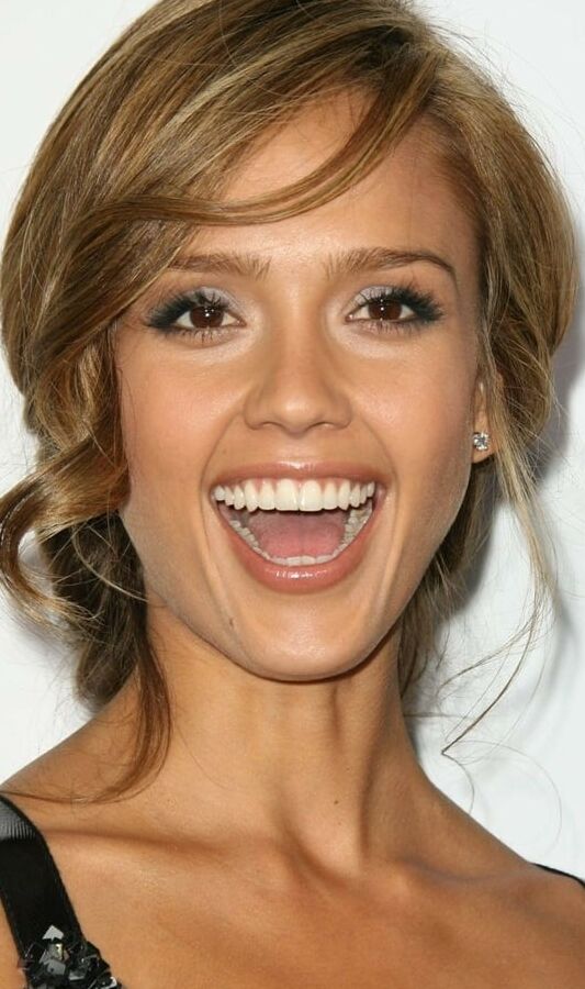 Jessica Alba Sexy