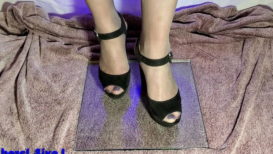 Nylon Young Feet in High Heels and Pantyhose Foot Fetish