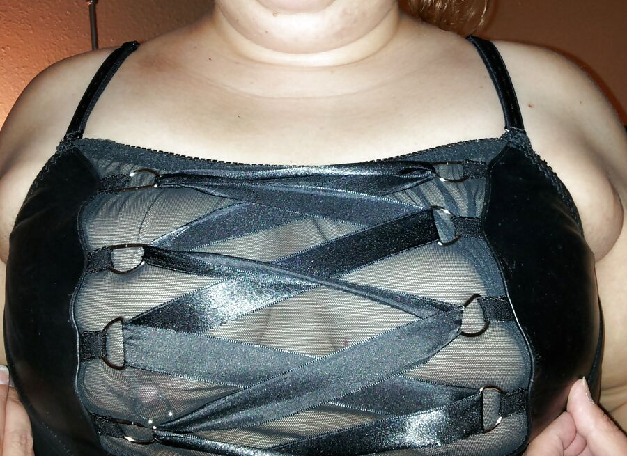 Me Sandra the sexy neighbor
