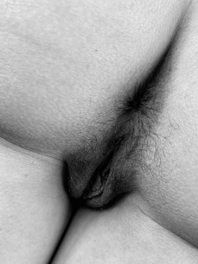 The hot wife Black and white