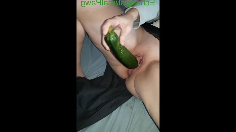 Mature masturbation - Anal masturbation - Vegetable