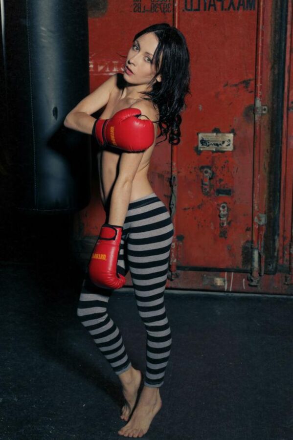 Lets play with me