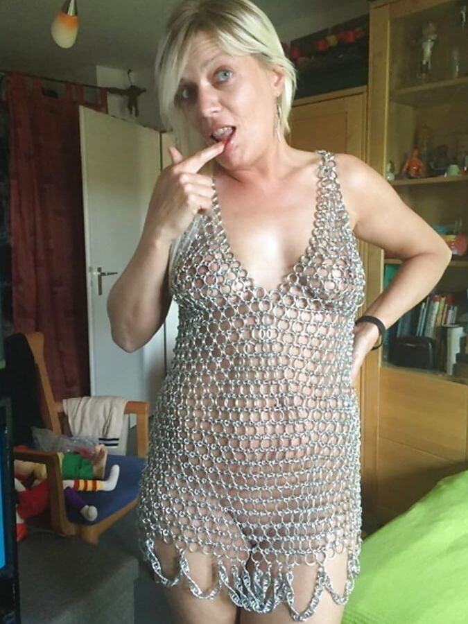 Hot wife milf