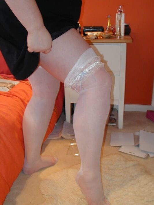 Chrisg White Hold Ups