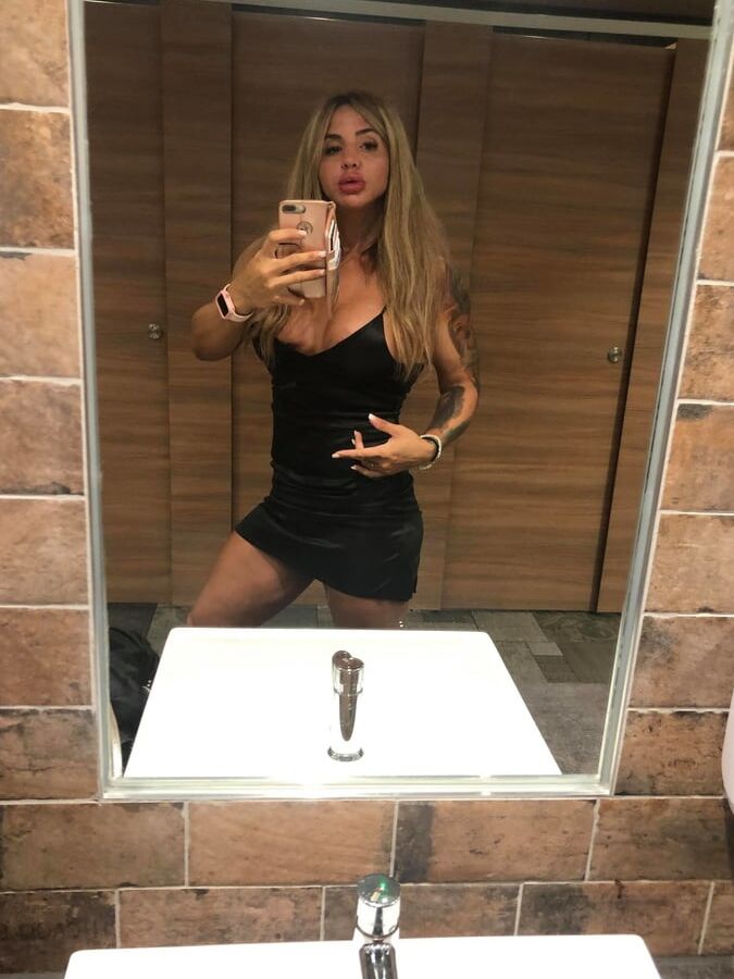 Tabbyanne manchester whore dressed like a slut in public