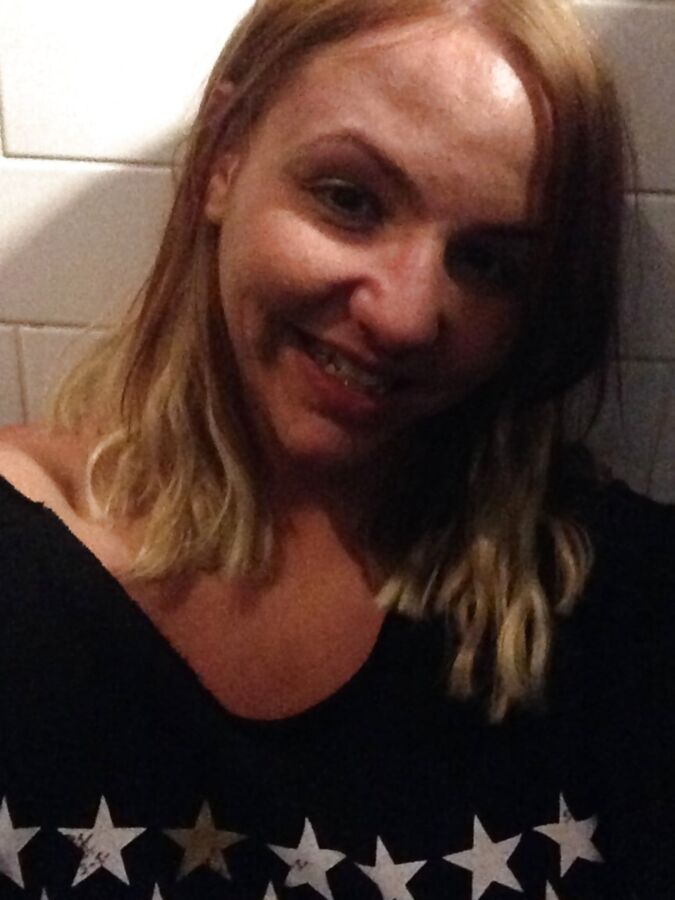 getting tits out for you all to enjoy tabbyanne