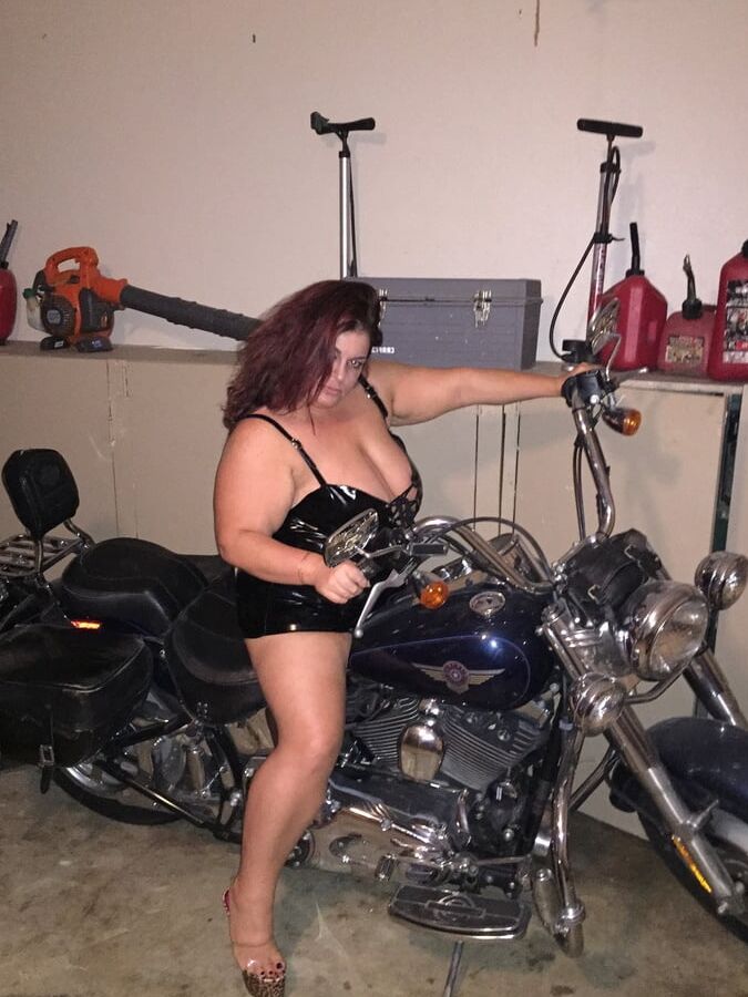 Hotwife for Biker BBC