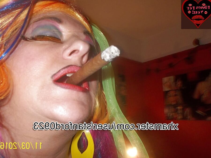 TASTE THE RAINBOW SLUT