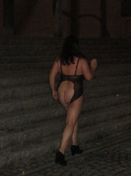 amateur public exposed