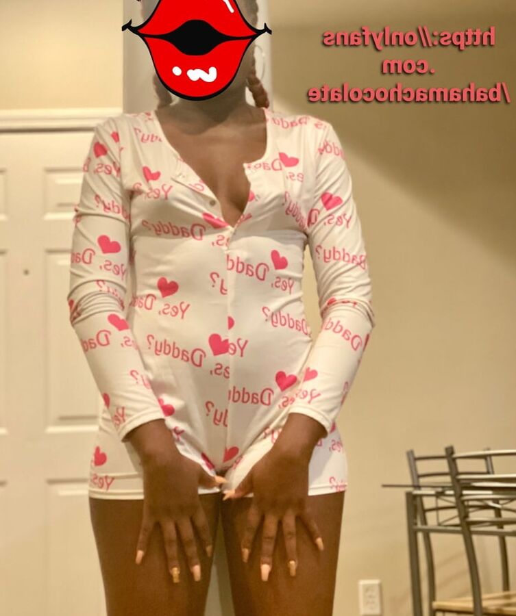 Bahama Chocolate cooks dinner after doing squats