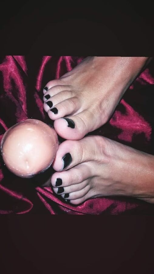 Foot Fetish, Footjob, Dildo, Foot Worship, Sexy Feet..