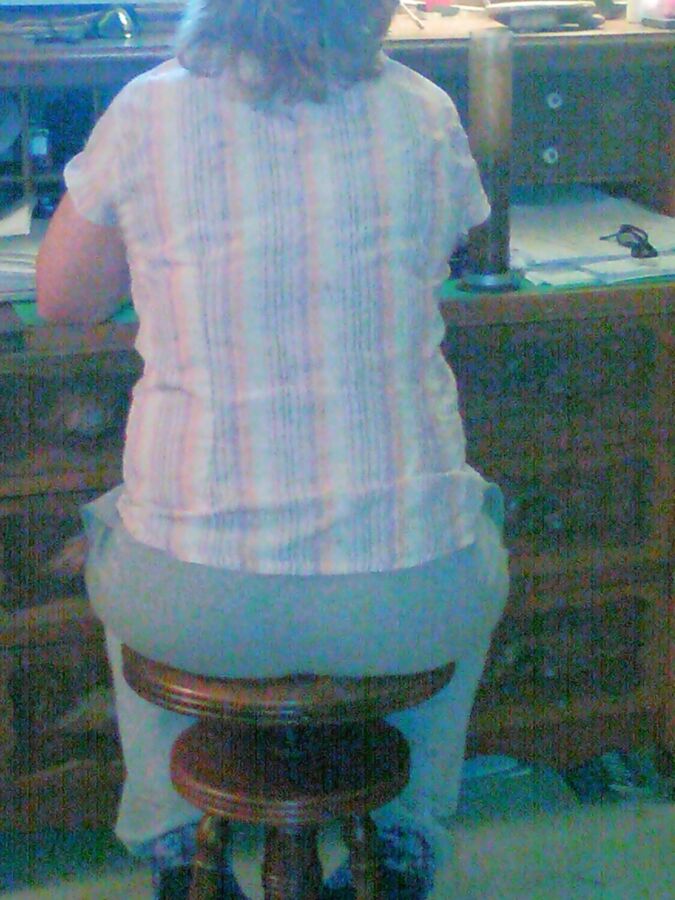 yummy ass in sweats
