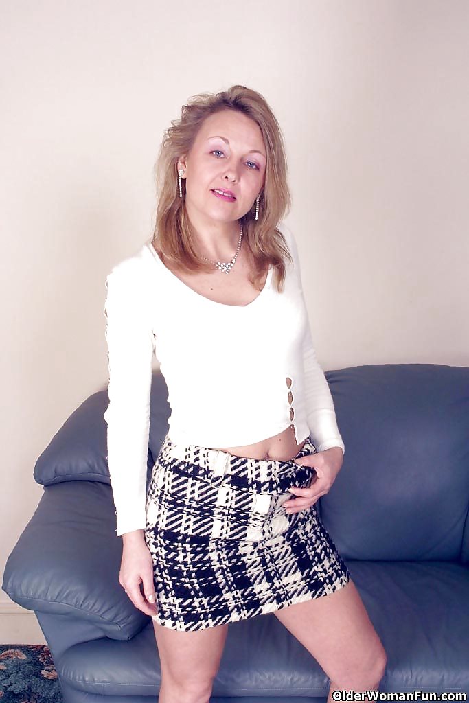 Milf Karen from OlderWomanFun