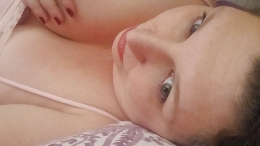 Pretty in pink.... the dainty side coming out play milf wife