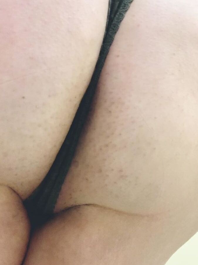 YoungEnglishBBW in sexy black knickers