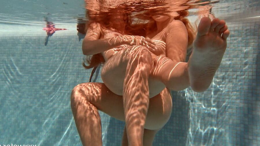 Olla Oglaebina &amp; Irina Russaka Pics UnderWaterShow