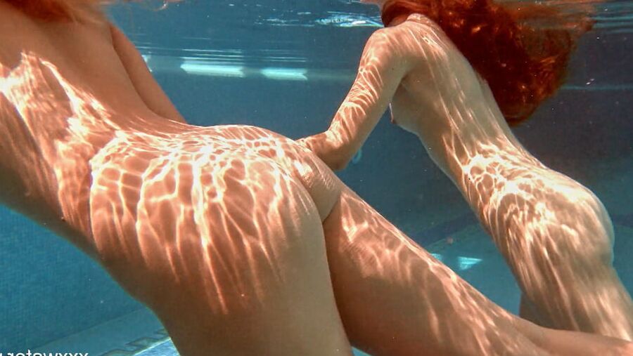 Olla Oglaebina &amp; Irina Russaka Pics UnderWaterShow