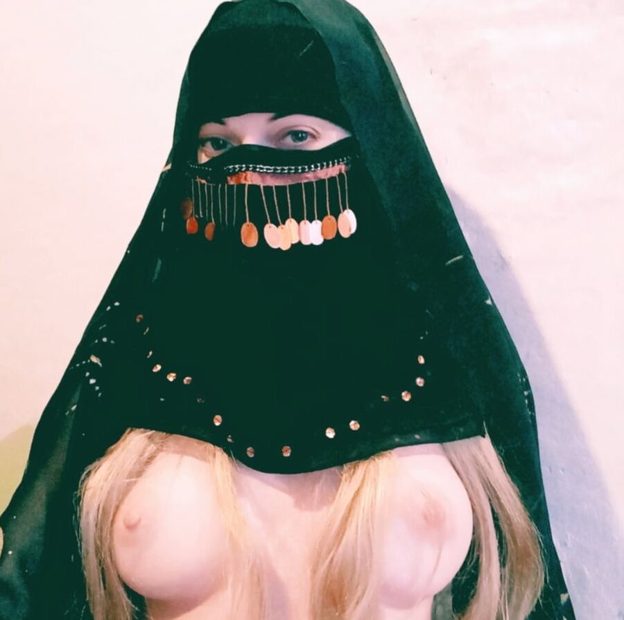 arab beauty face