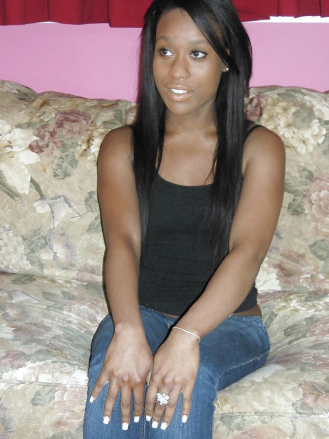 Ebony Rachel takes off her tight jeans