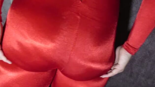 PAWG WIfe in Shiny Spandex Catsuit Bodysuit Unitard