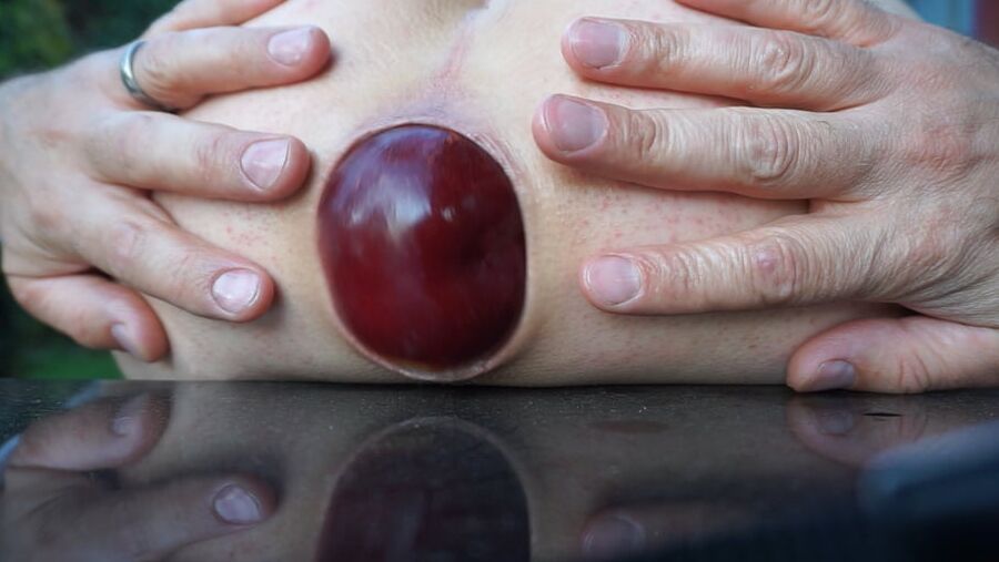 Fresh fruit from my gaping asshole, taste it! Pt
