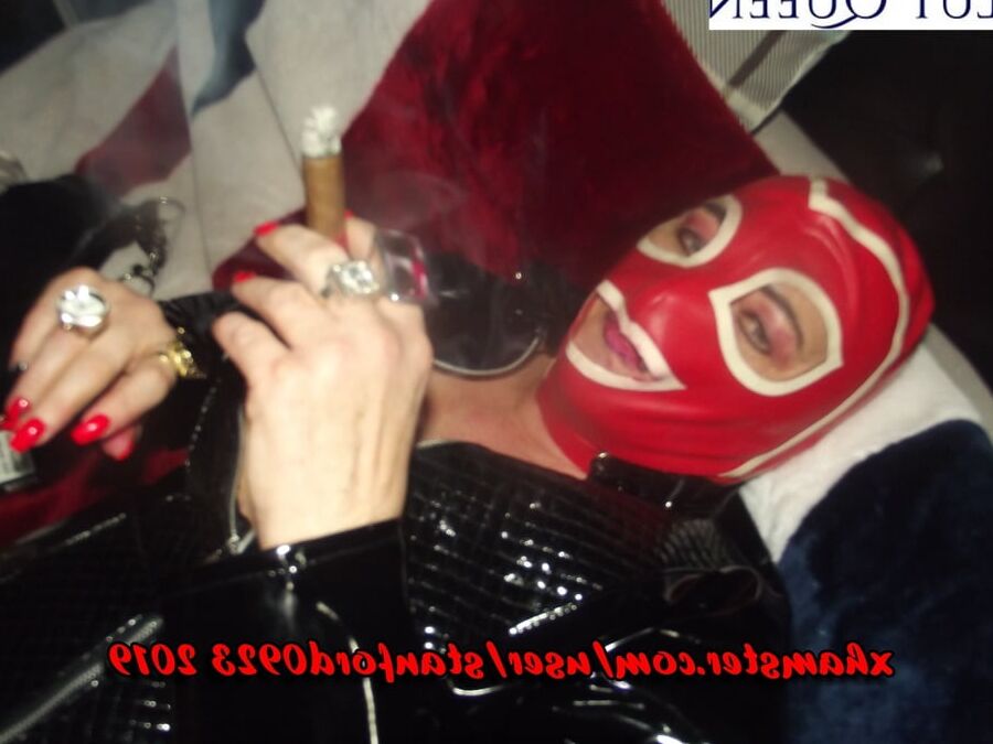 SLUT QUEEN MASKED