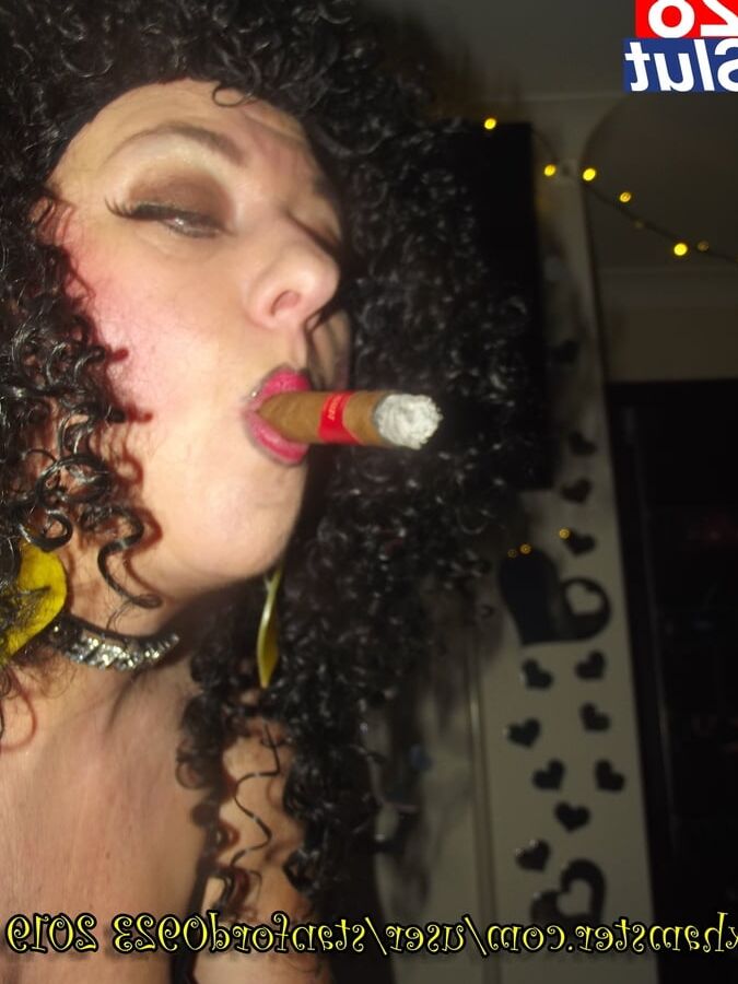 DEC SLUT