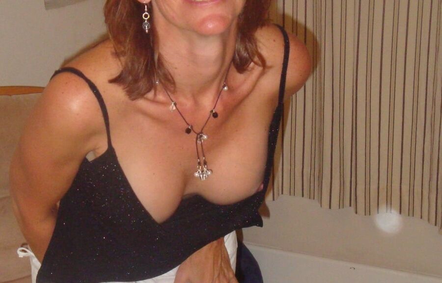 Public Nipple Slips