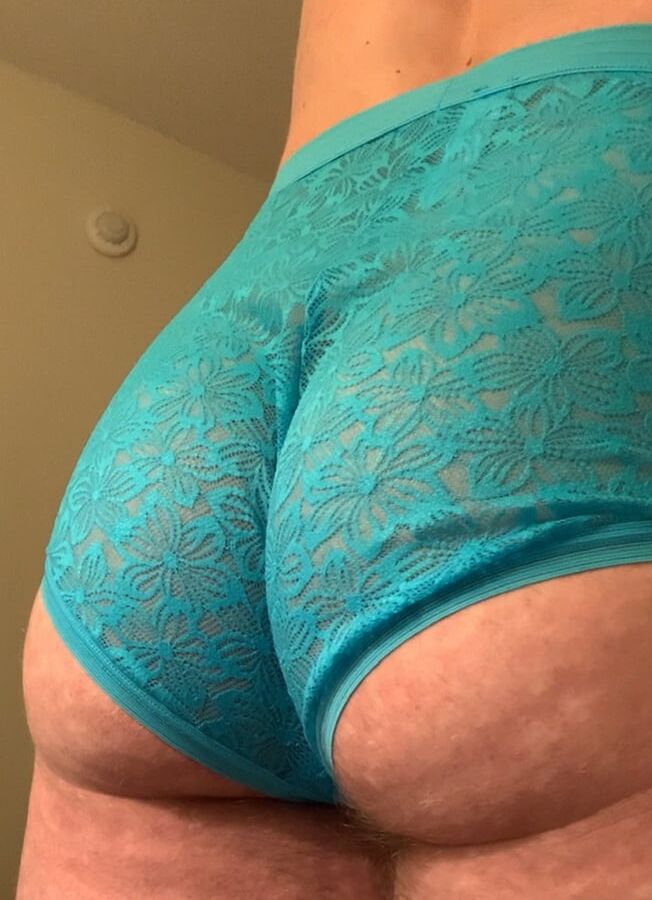 Please cum on my ass