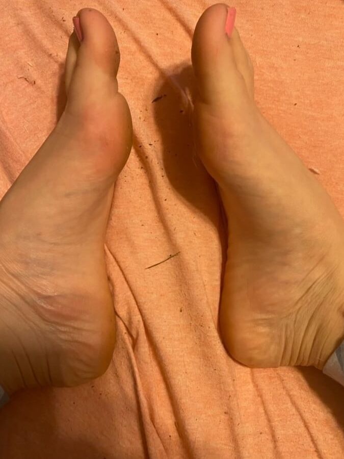 Feet Pics