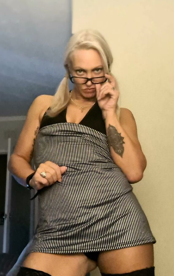 Sexy blonde in secretary outfits, officially out of hour vie
