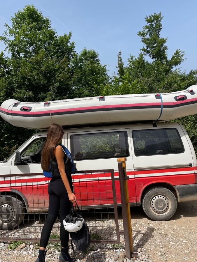 Hot Babe Goes Topless Rafting