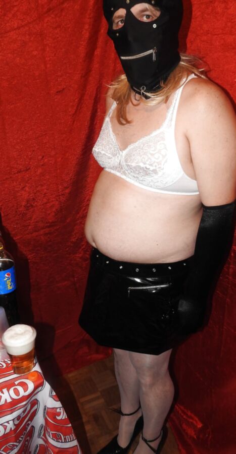 Sissy for Public Pub