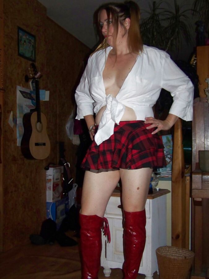 PHILAVISE-I blackmailed my slutty sis