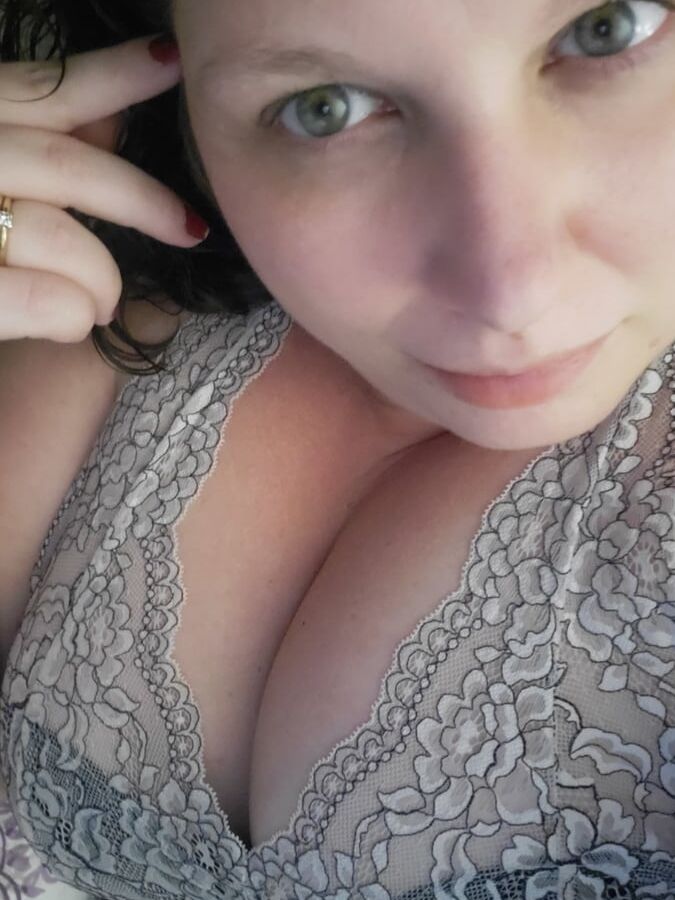 Weekly roundup bored housewife milf