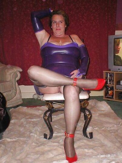 Lady Sextasy from OlderWomanFun
