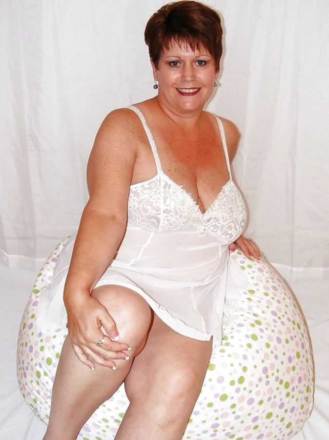 Granny June from OlderWomanFun