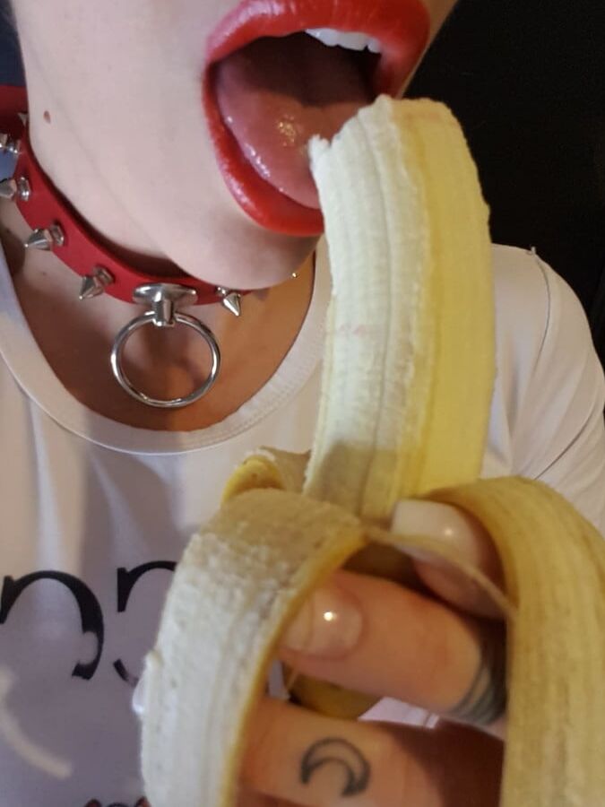 Juste Me, my Pussy, My Ass, My Body, My Tits, My Foot