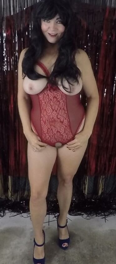 Hot Wife Loves Doing Porn