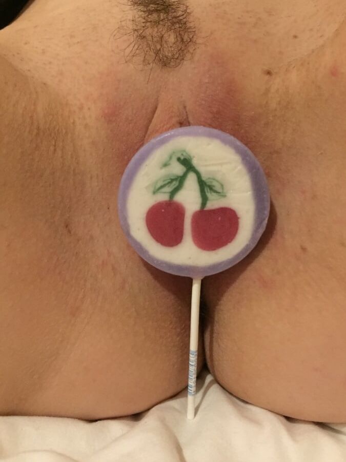 my girlfriend is very bitch!