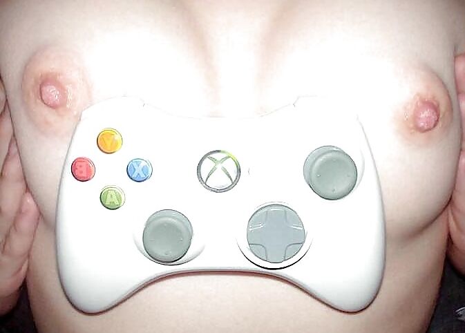 Sunny Chocolat - Gamer Girl